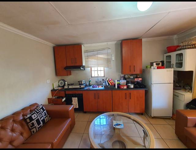 2 BEDROOM FREEHOLD FOR SALE IN KAALFONTEIN